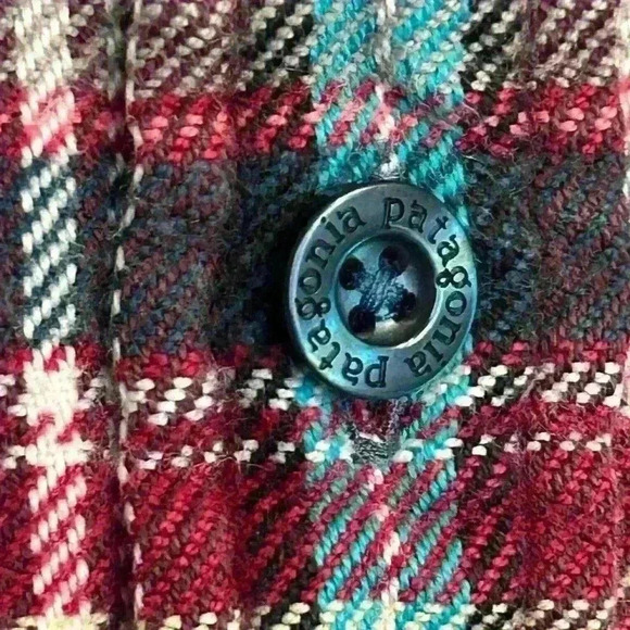 Women’s Patagonia 100% Organic Cotton Flannel Button Down Shirt Size 2 - Picture 6 of 9